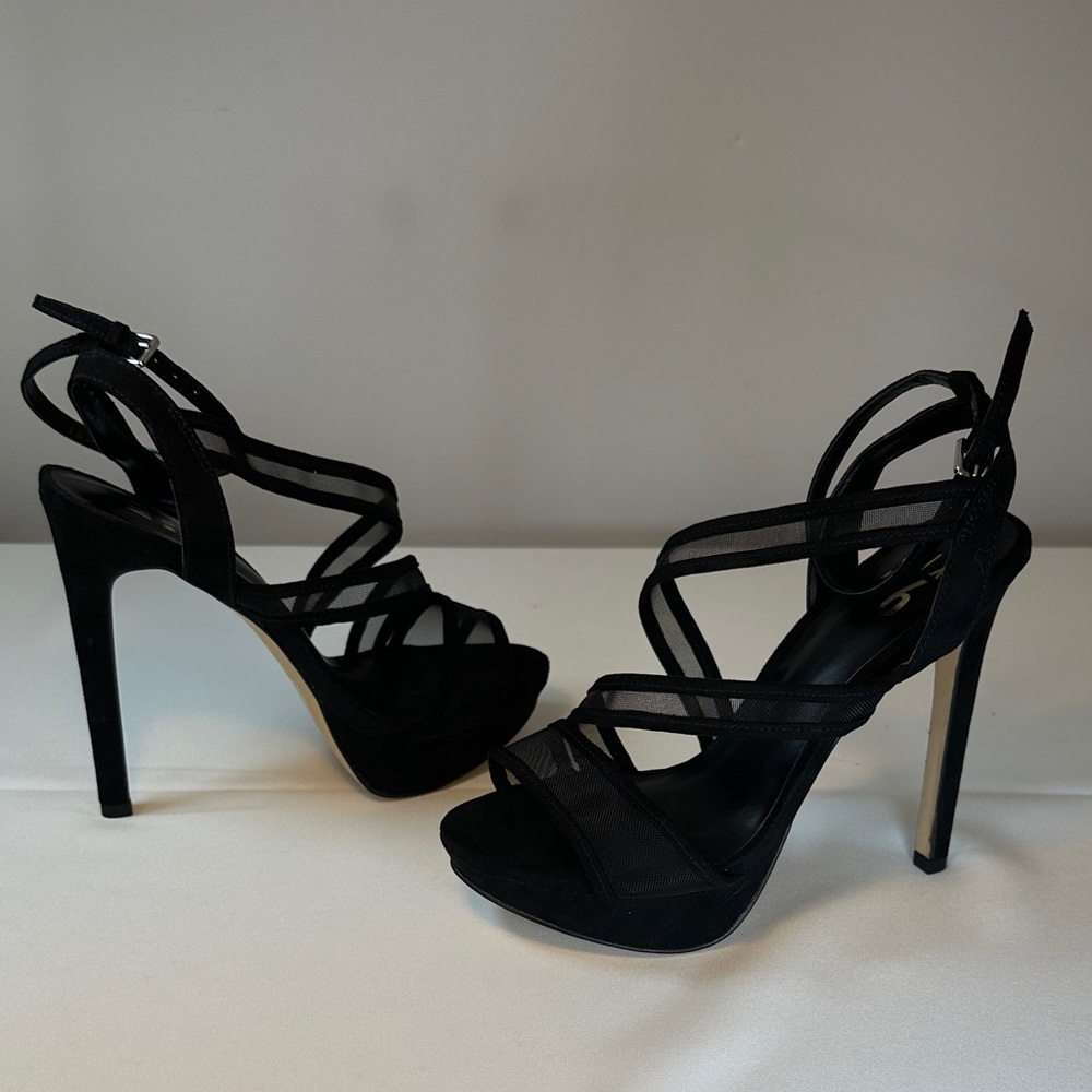 Mix No. 6 Black Strappy Platform Heels Size 6.5